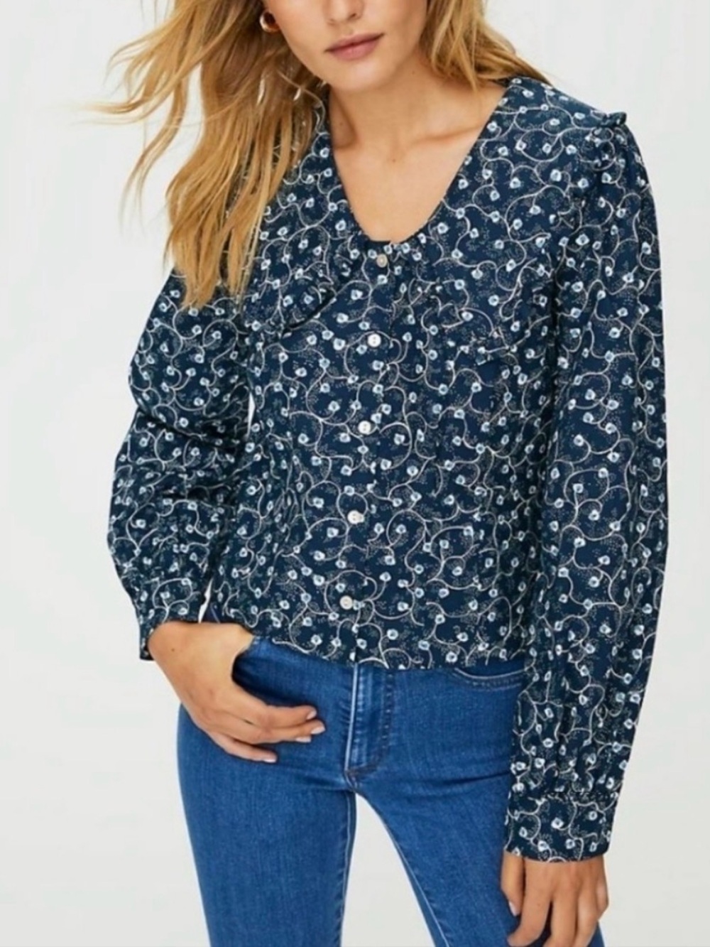 Aritzia Wilfred Blythe Prairie Floral Ruffle Collar Navy Blue White Blouse XXS